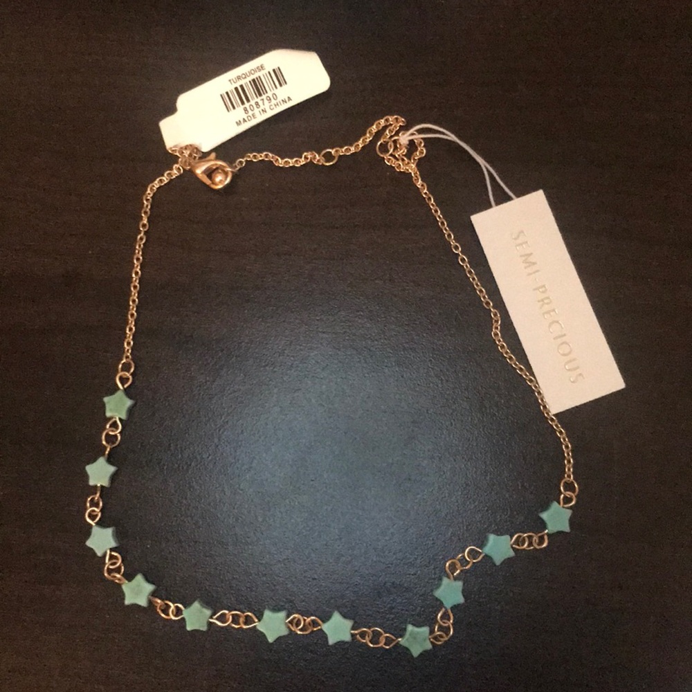 Gold star choker